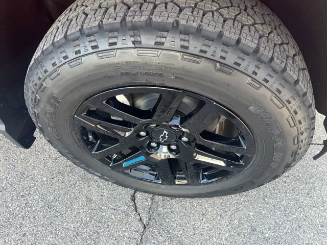 New 2026 Chevrolet Silverado 1500 RST w/ Dark Appearance Package image 9