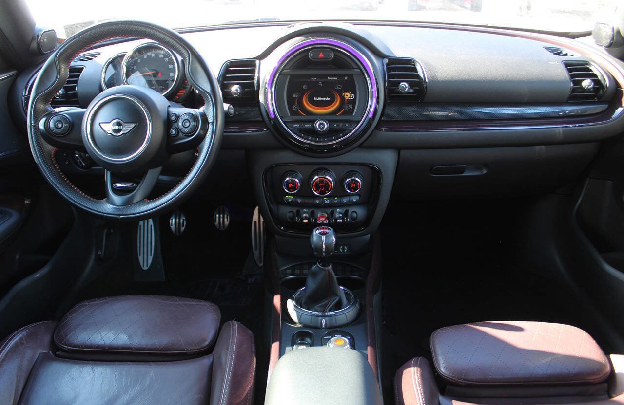 Used 2016 MINI Cooper Clubman S image 11