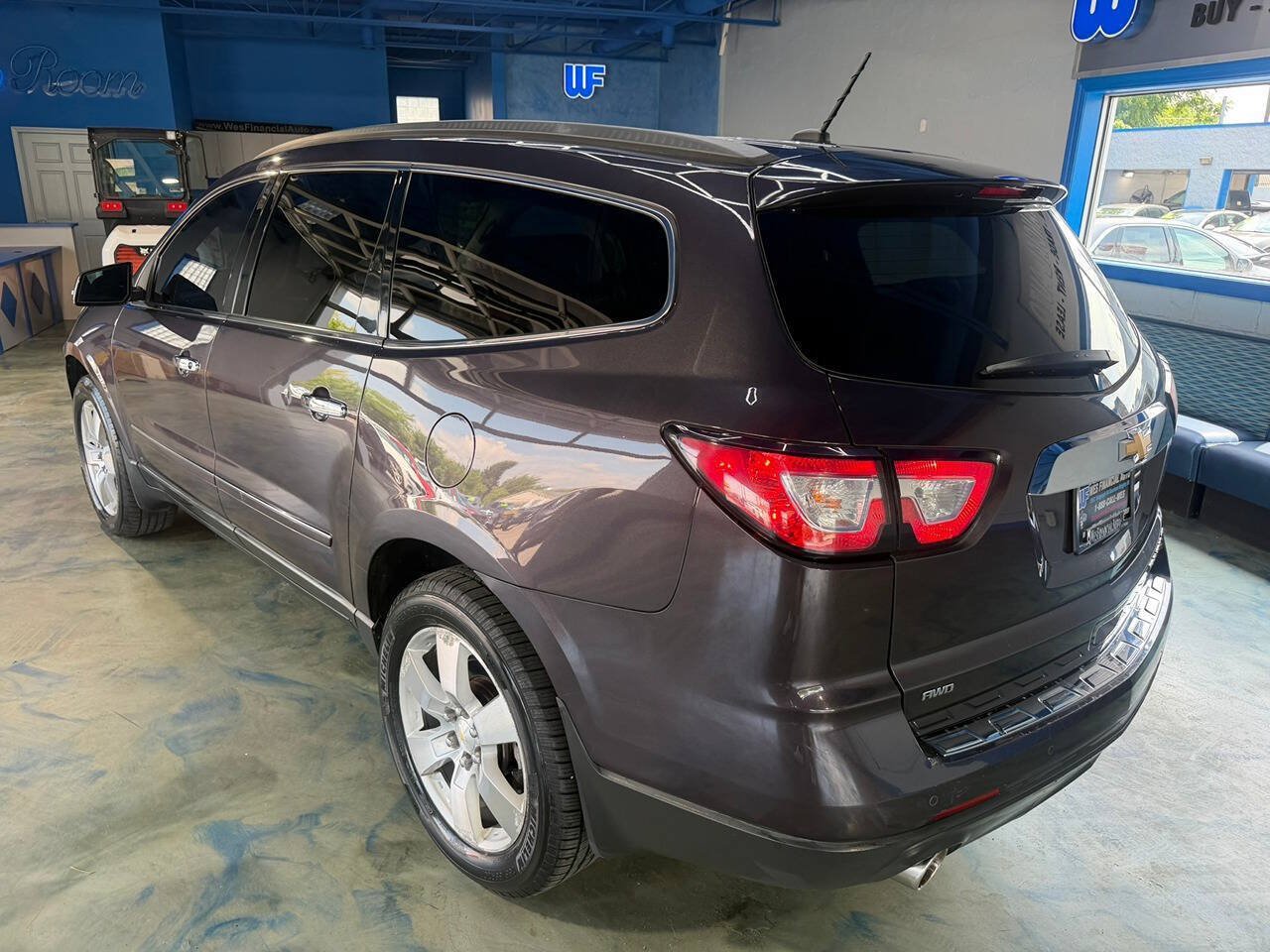 Used 2015 Chevrolet Traverse LTZ AWD/4WD image 6