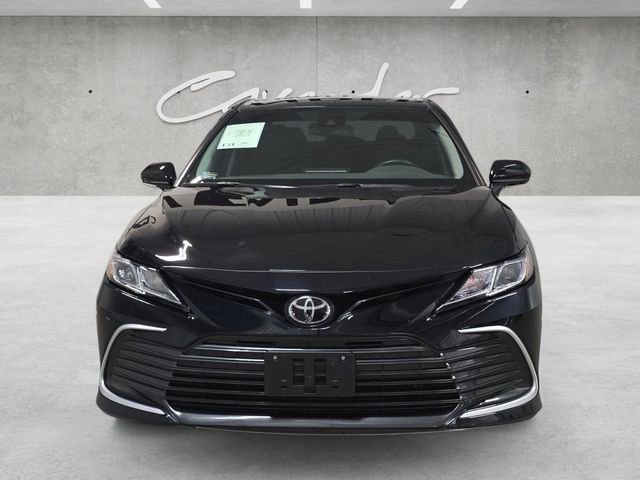 Used 2024 Toyota Camry LE w/ Convenience Package FWD image 18