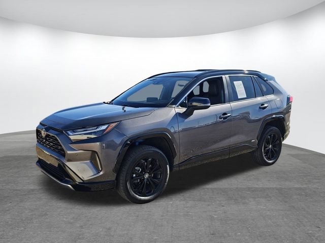 Used 2022 Toyota RAV4 XSE image 4