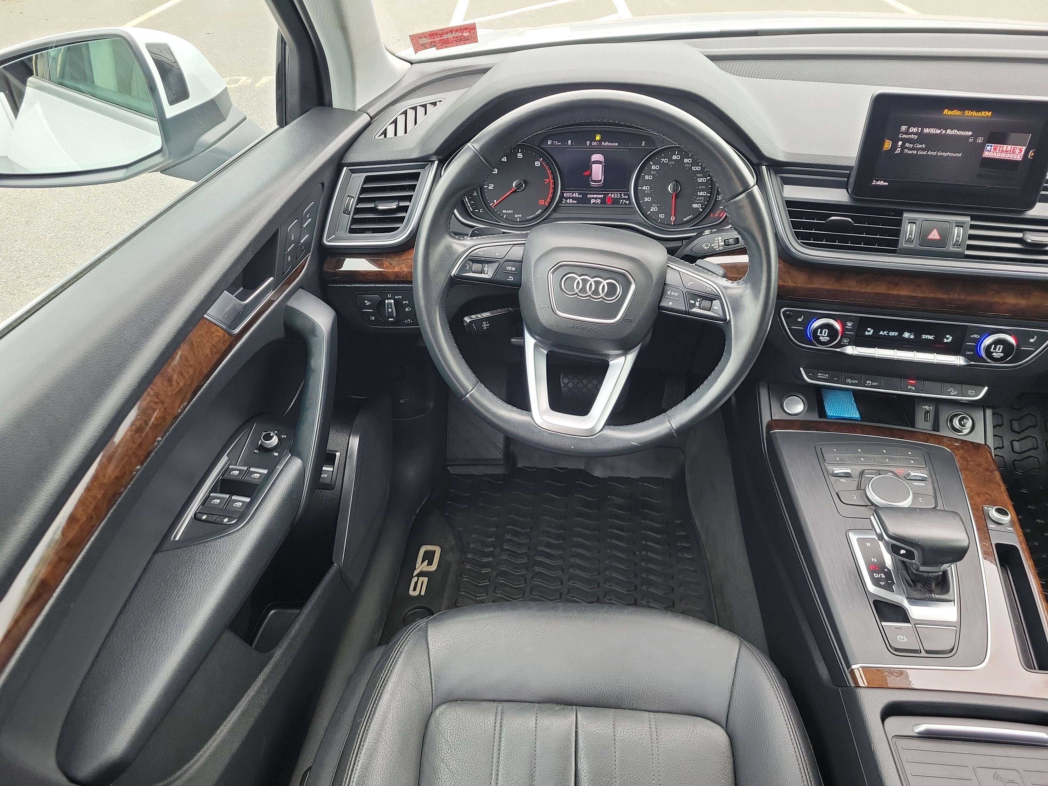 Used 2020 Audi Q5 2.0T Premium w/ Convenience Package AWD/4WD image 19