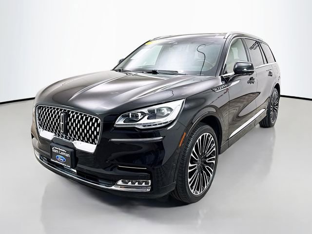 Used 2023 Lincoln Aviator Black Label w/ Dynamic Handling Package image 3