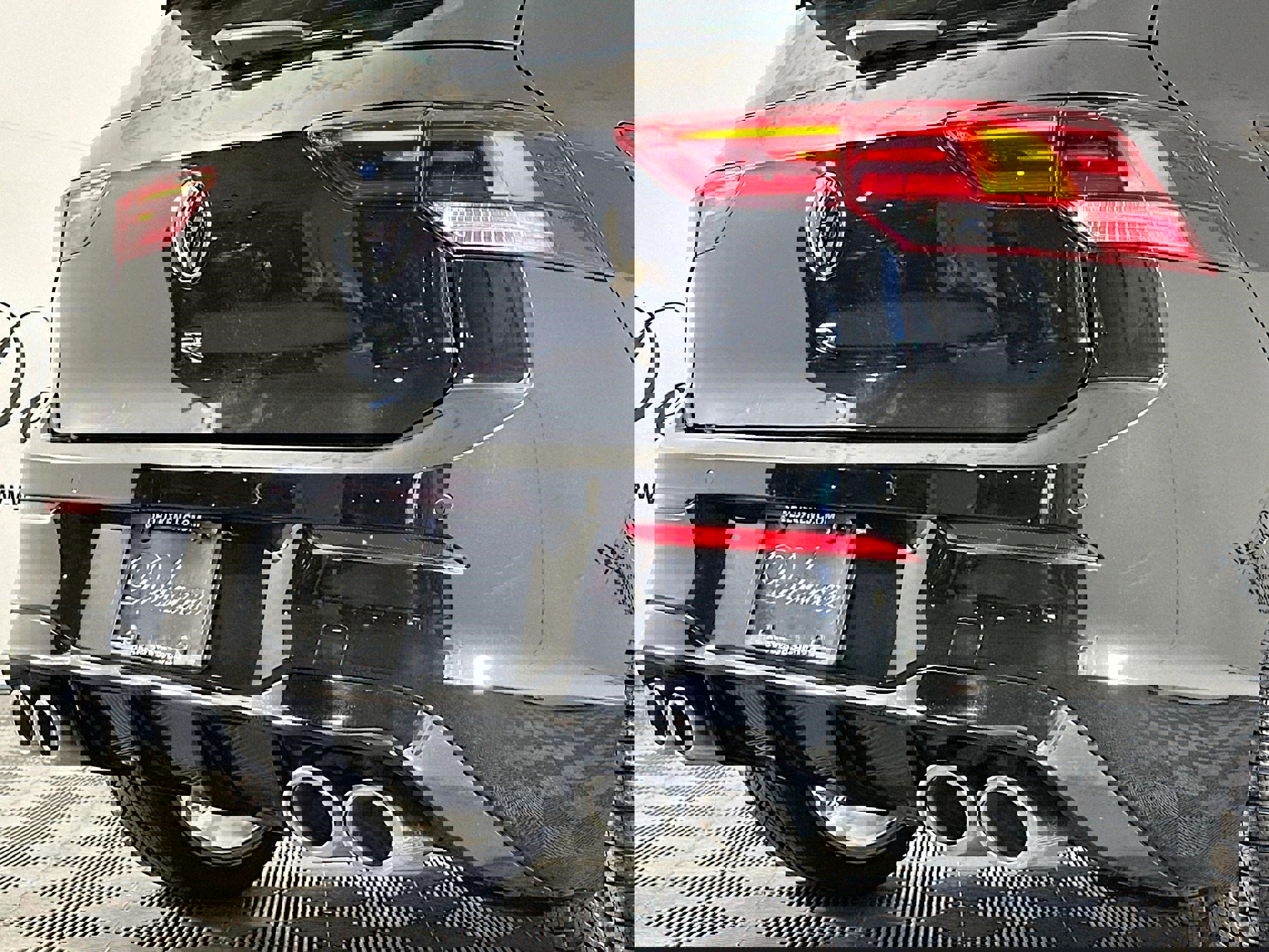 Used 2024 Volkswagen Golf R w/ MDO Package image 25