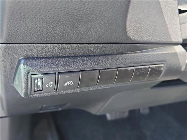 Certified 2023 Toyota Corolla SE image 9