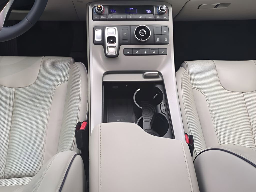 Used 2022 Hyundai Palisade Calligraphy image 27