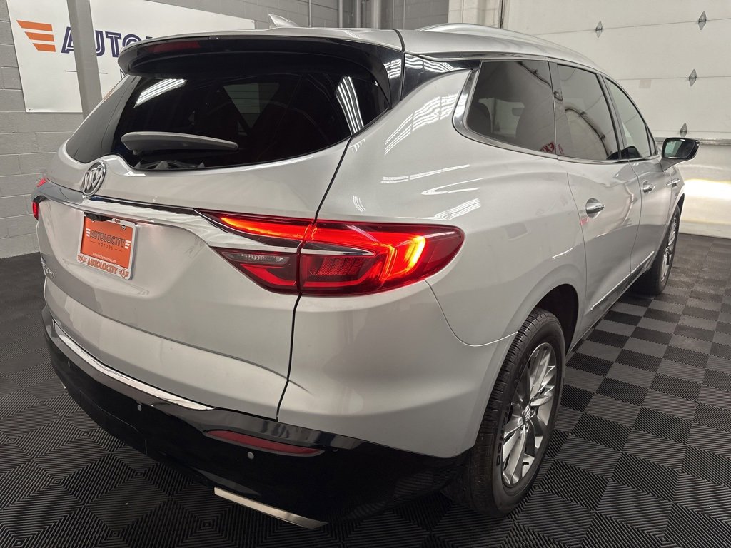 Used 2022 Buick Enclave Premium image 9