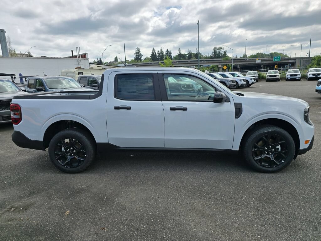 New 2025 Ford Maverick XLT w/ XLT Luxury Package AWD/4WD image 6