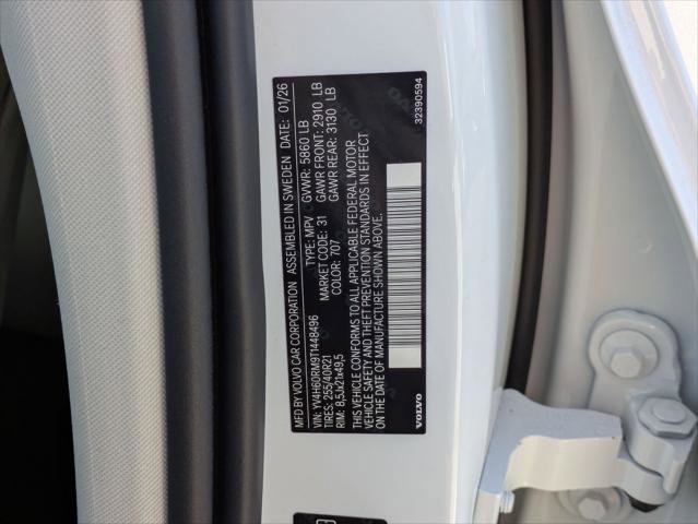 New 2026 Volvo XC60 T8 Ultra w/ Protection Package Premier image 15