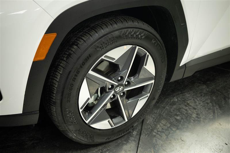 Used 2026 Hyundai Tucson SEL FWD image 4