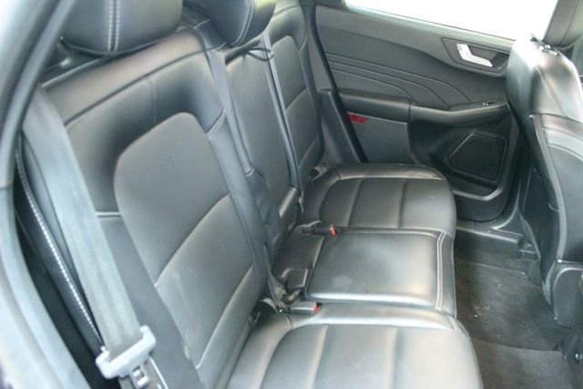 Used 2025 Ford Escape Platinum AWD/4WD image 9
