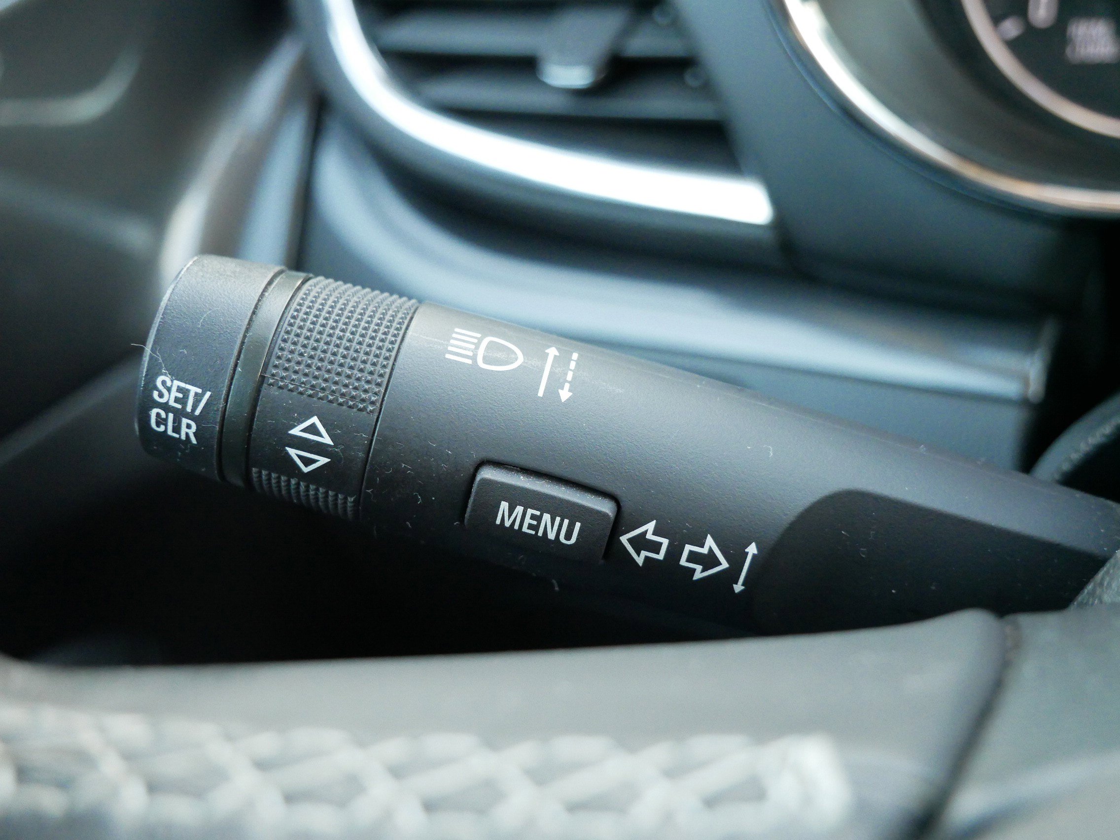 Used 2019 Buick Encore Sport Touring w/ Safety Package image 25