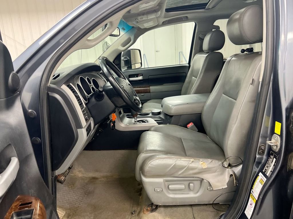 Used 2010 Toyota Tundra Limited AWD/4WD image 19