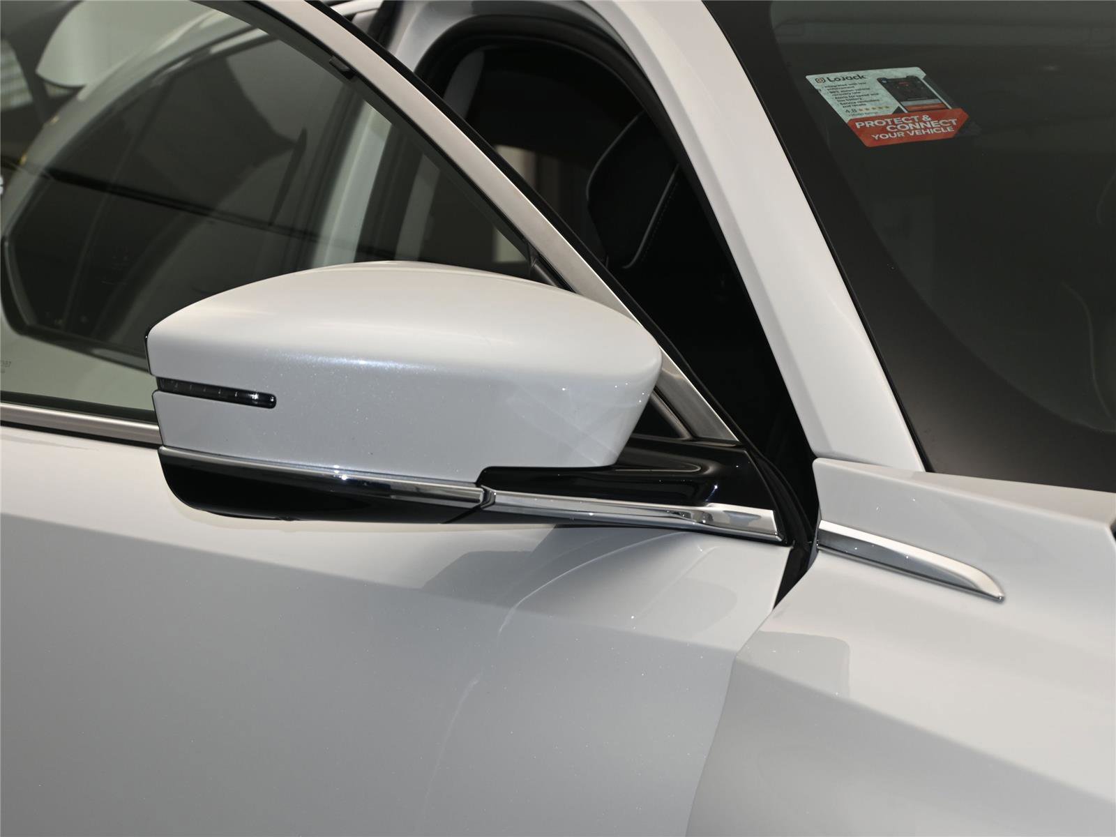 Certified 2022 Acura MDX SH-AWD w/ Advance Package image 23