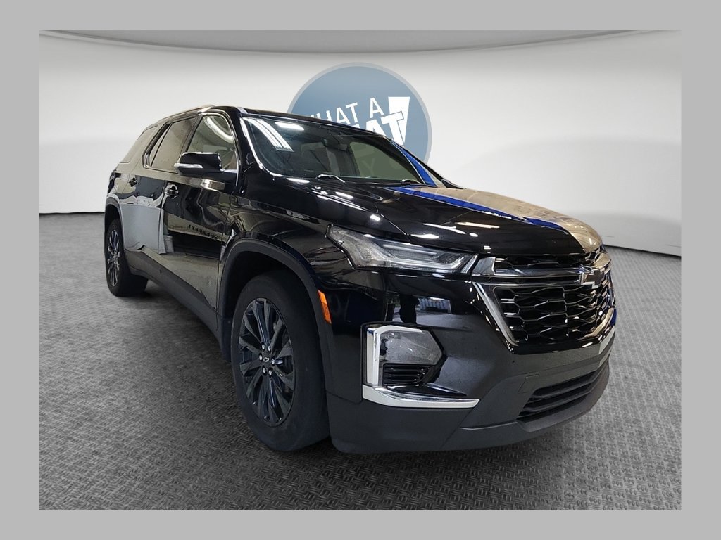 Used 2023 Chevrolet Traverse RS