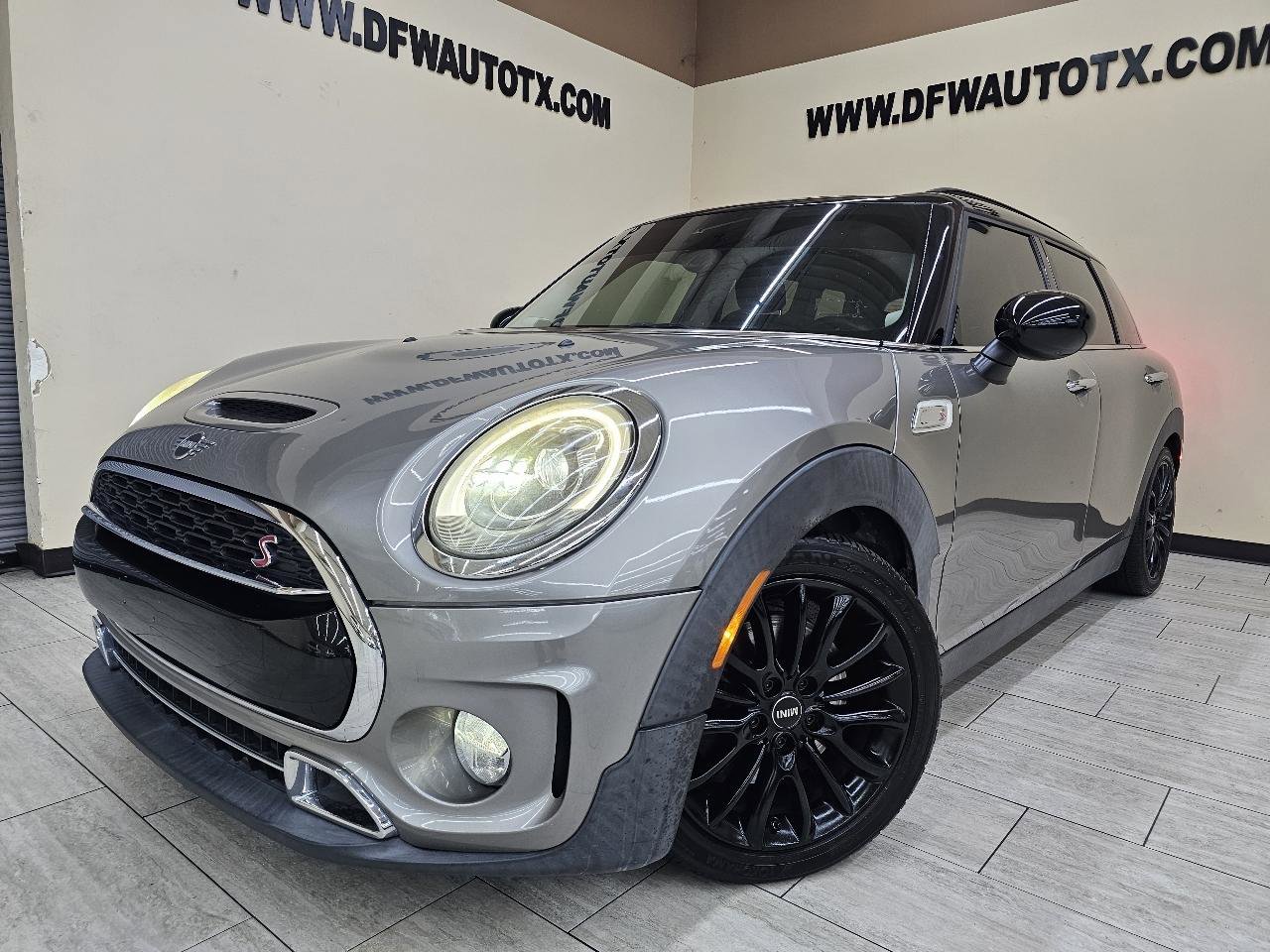 Used 2019 MINI Cooper Clubman S FWD image 1