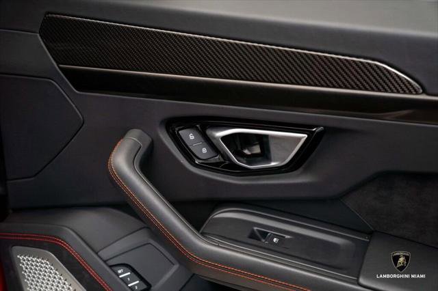 Used 2023 Lamborghini Urus S image 39