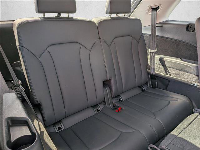 Used 2022 Audi Q7 Premium Plus image 21