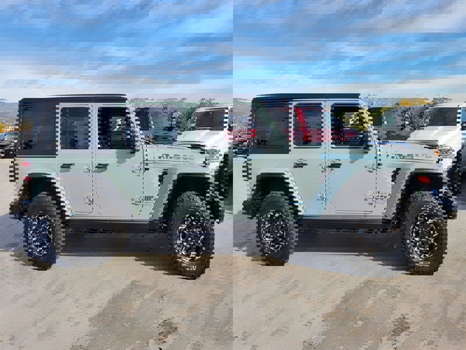 Used 2023 Jeep Wrangler Unlimited Rubicon 4xe w/ Cold Weather Group image 31