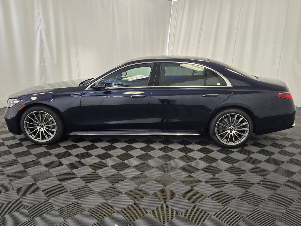 New 2025 Mercedes-Benz S 580 4MATIC Sedan image 3