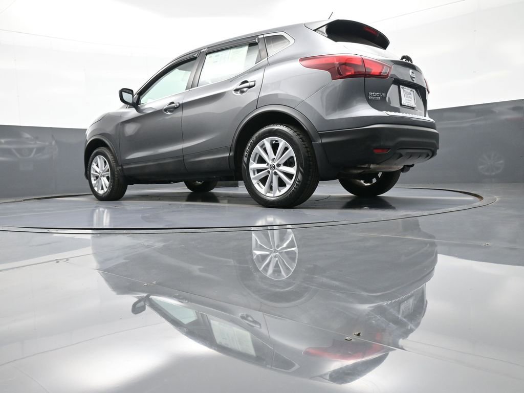 Used 2019 Nissan Rogue Sport S w/ Appearance Package FWD image 30