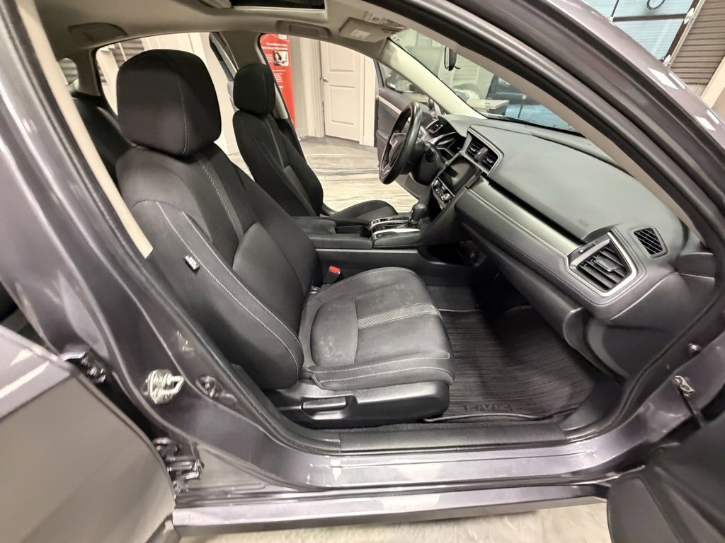 Used 2018 Honda Civic EX image 38