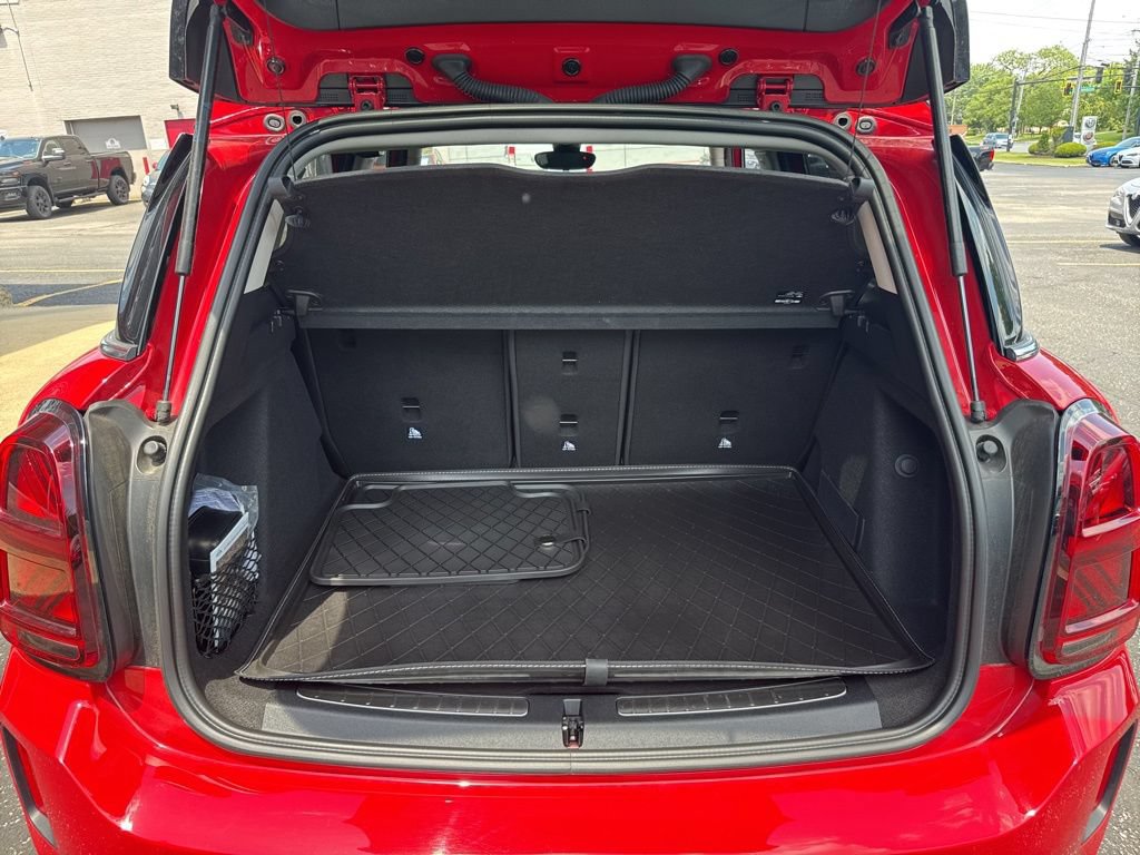 Used 2024 MINI Cooper Countryman S w/ Premium Package FWD image 55