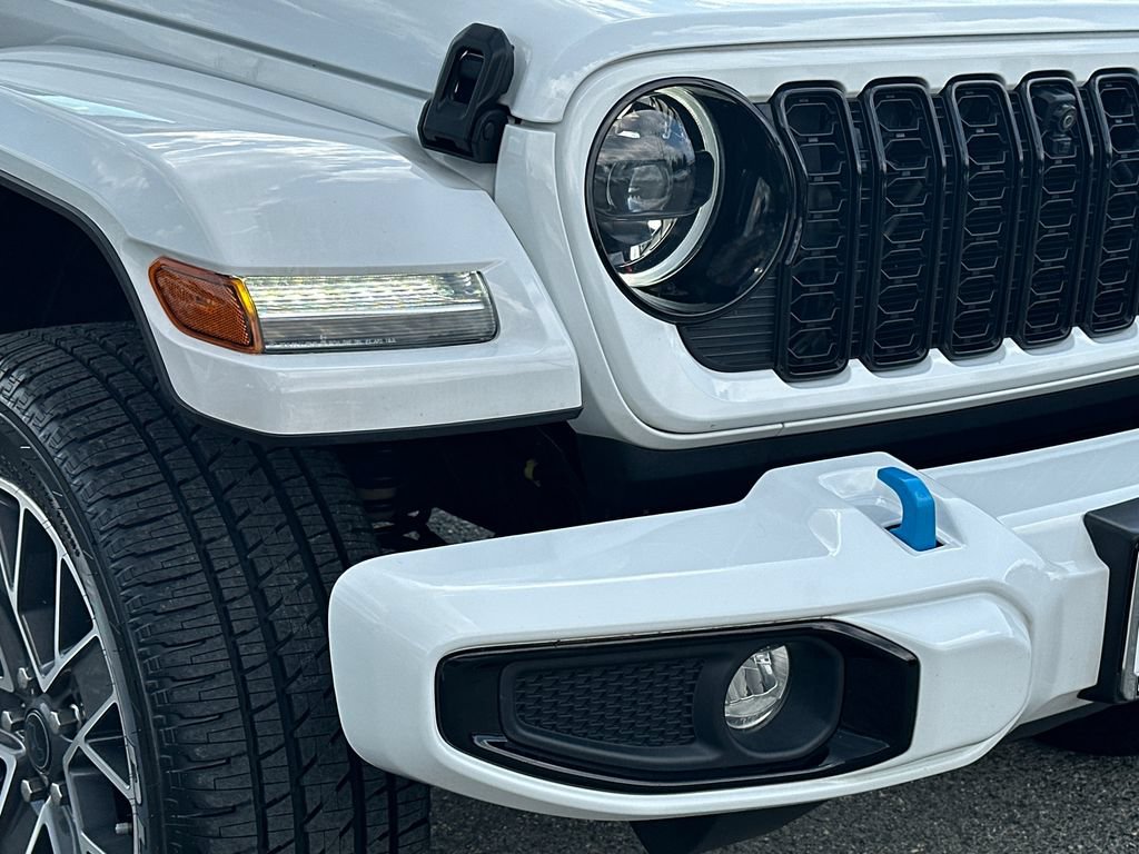 Used 2024 Jeep Wrangler High Altitude AWD/4WD image 11