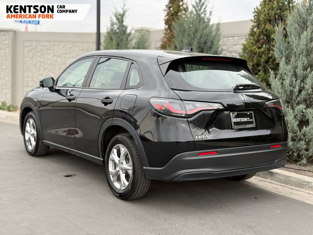 Used 2025 Honda HR-V LX image 6