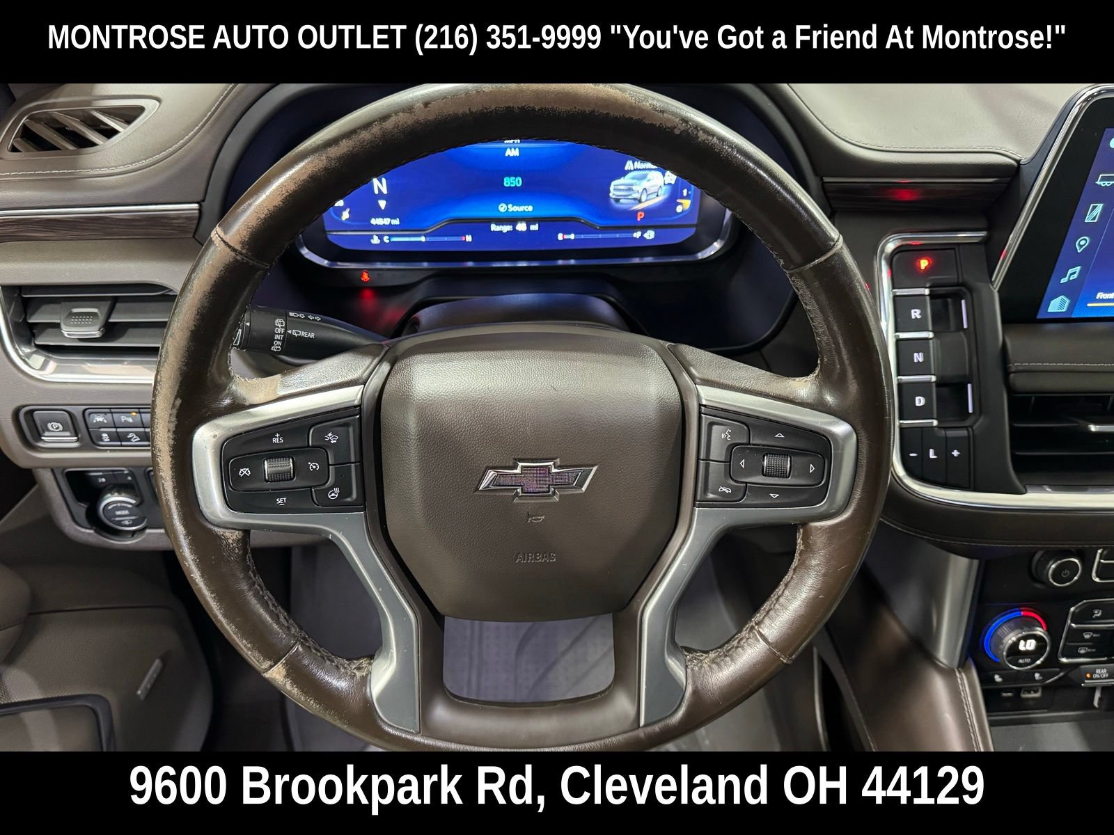 Used 2022 Chevrolet Tahoe Z71 w/ Z71 Off-Road Package AWD/4WD image 19