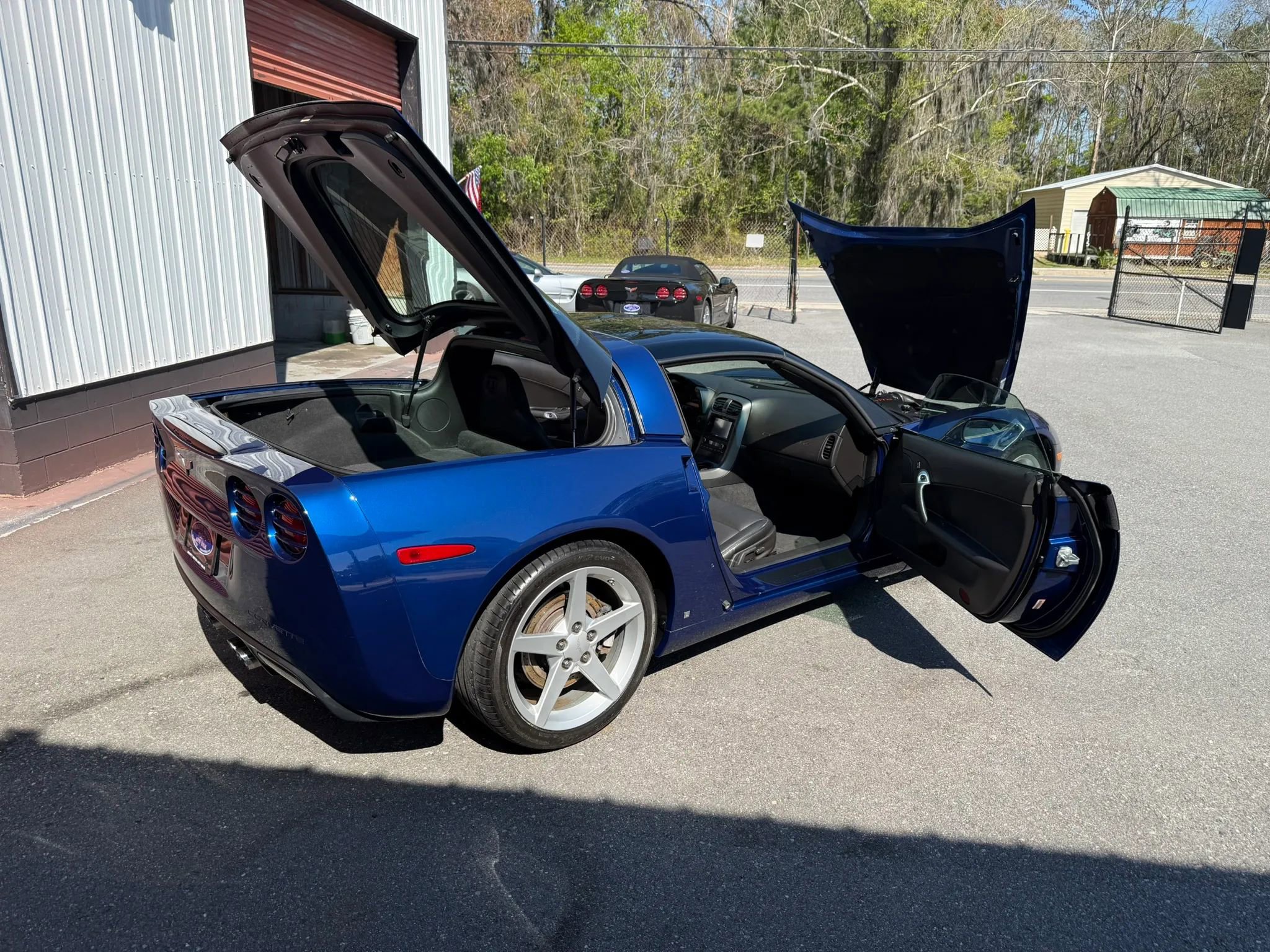 Used 2007 Chevrolet Corvette Coupe w/ Performance Package image 27
