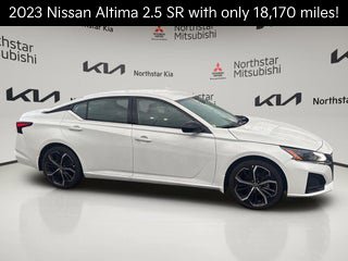 Used 2023 Nissan Altima 2.5 SR FWD image 6
