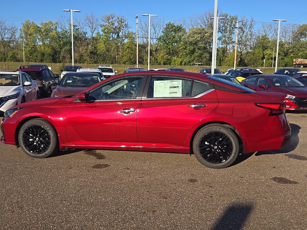 New 2025 Nissan Altima 2.5 SV w/ SV Special Edition Package image 4