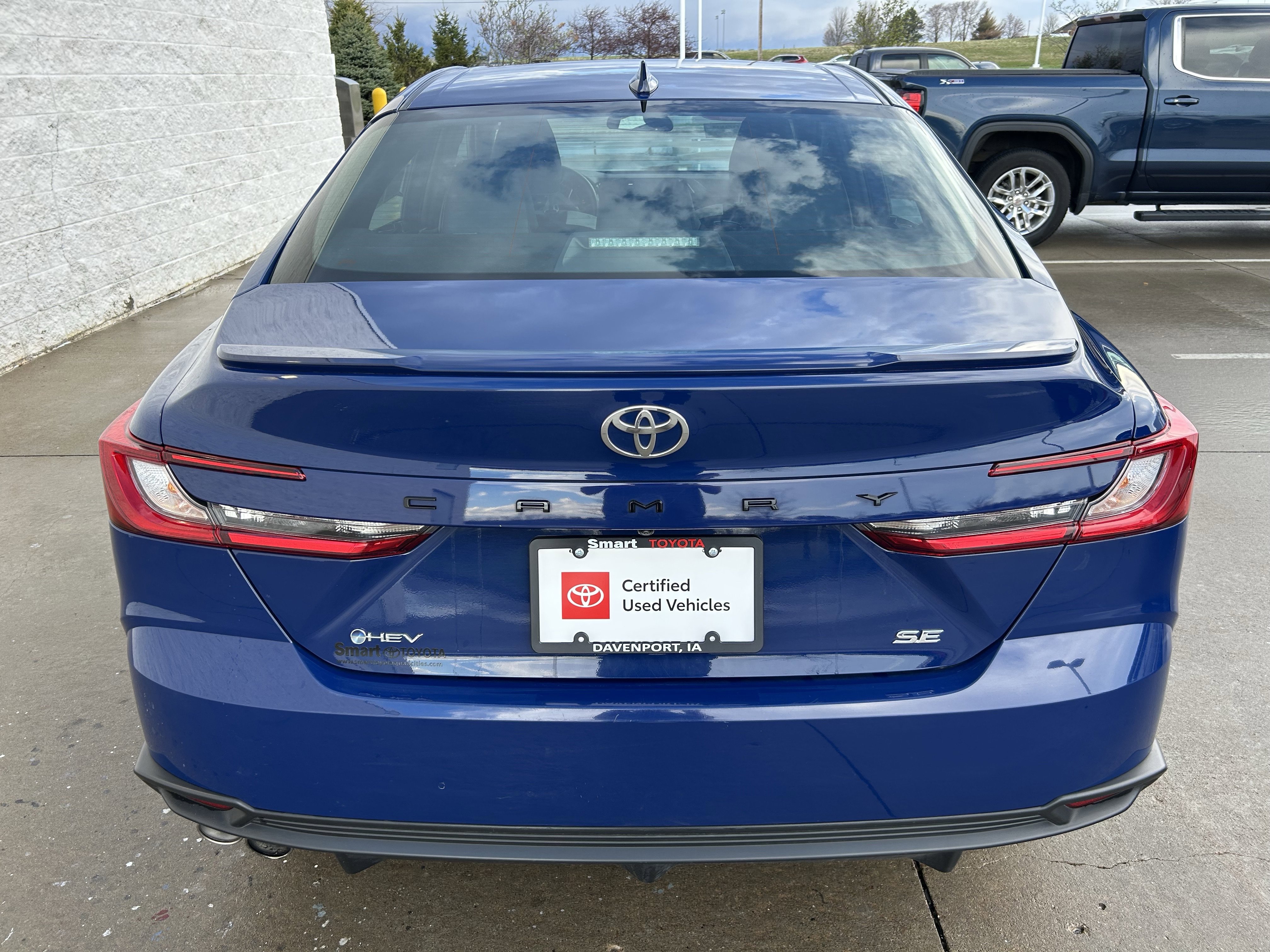 Certified 2025 Toyota Camry SE FWD image 5