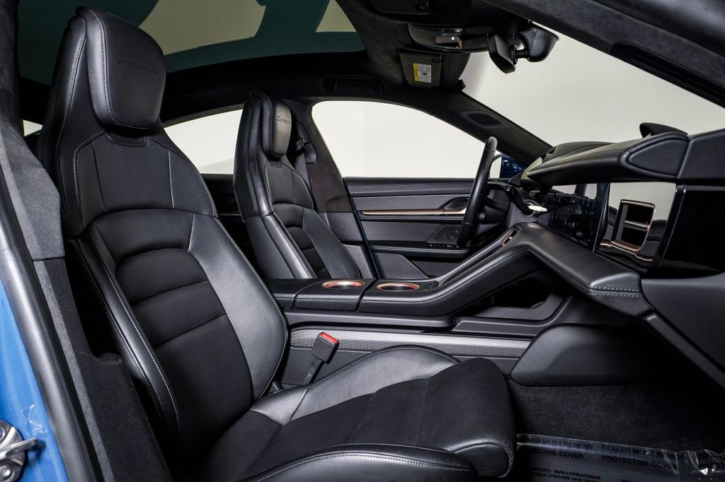 Certified 2021 Porsche Taycan Turbo S image 15