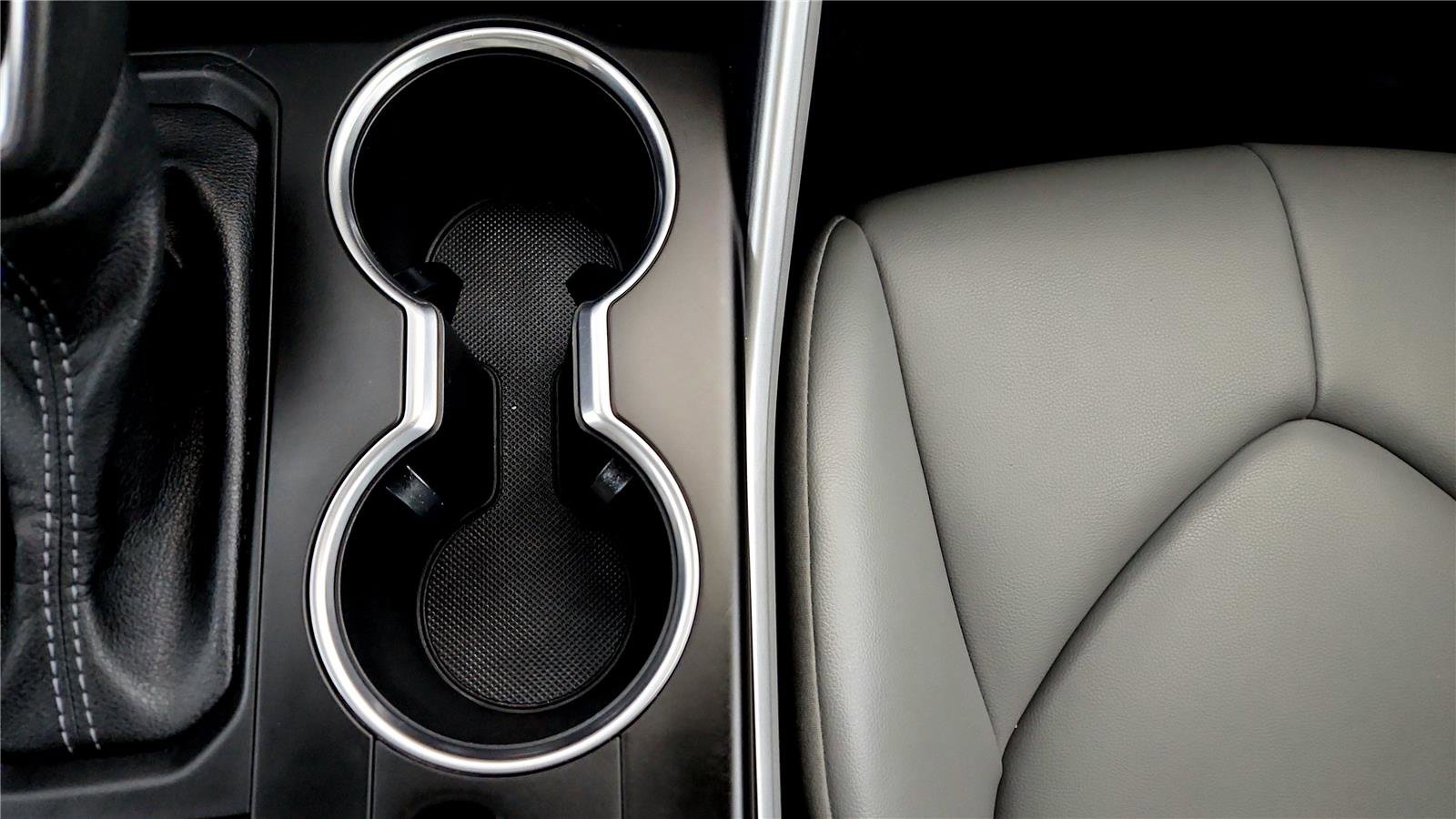 Used 2022 Toyota Highlander XLE image 35