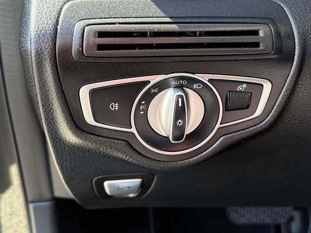 Used 2022 Mercedes-Benz GLC 300 4MATIC image 18