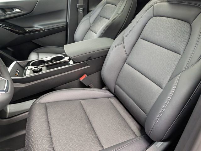 New 2026 Chevrolet Equinox LT w/ Convenience Package II image 10