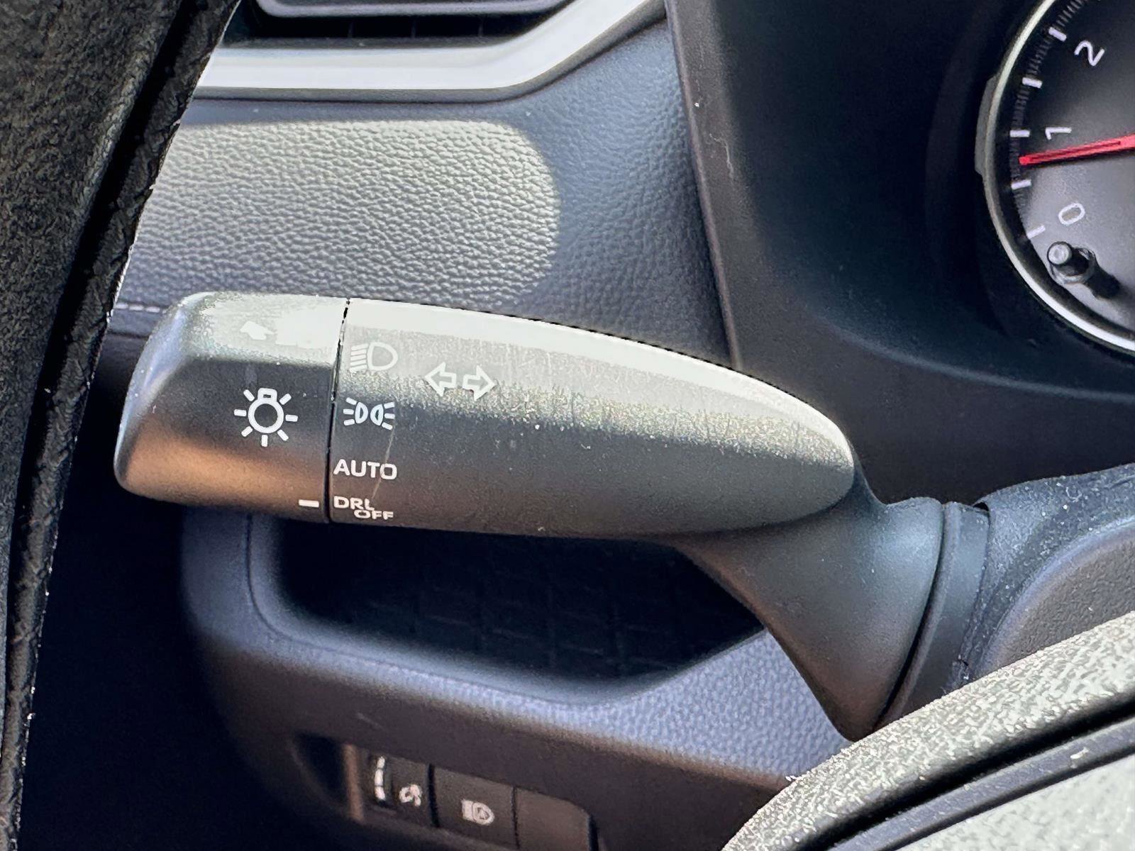 Certified 2022 Toyota RAV4 XLE image 33