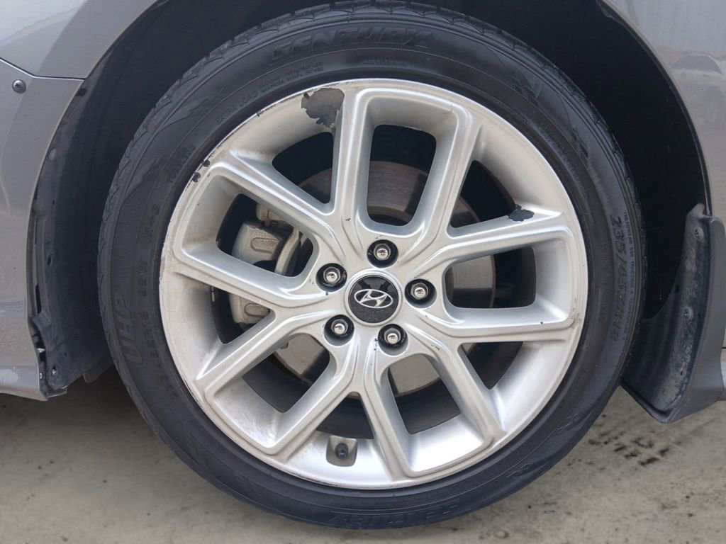 Used 2018 Hyundai Sonata Limited FWD image 14