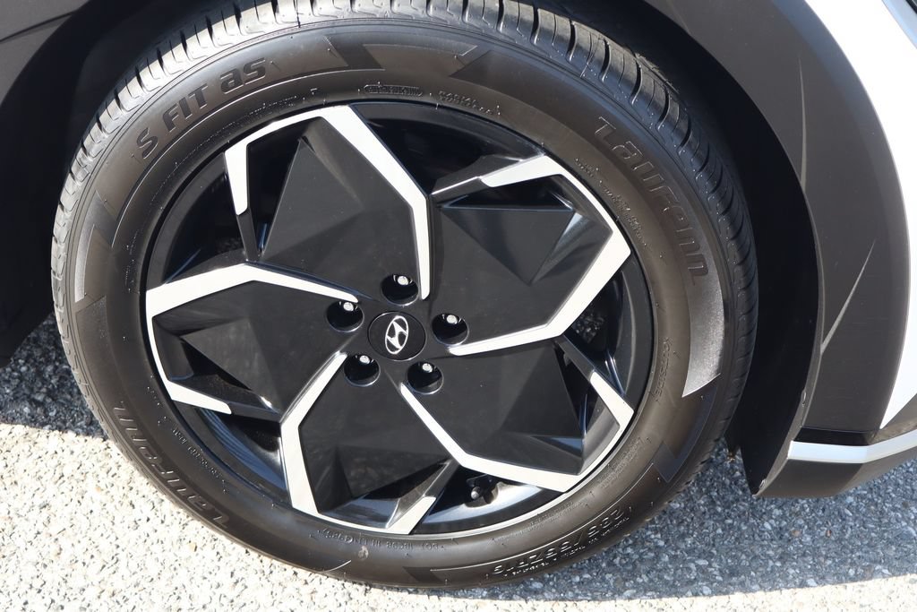 Used 2024 Hyundai Ioniq 5 SEL RWD image 10