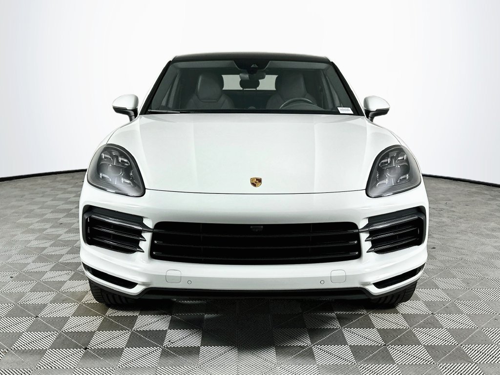 Used 2022 Porsche Cayenne S AWD/4WD image 2