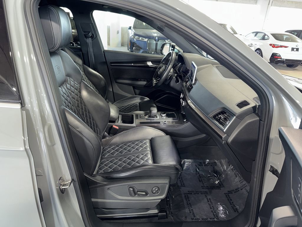 Used 2019 Audi SQ5 Premium Plus w/ Premium Plus Package image 15