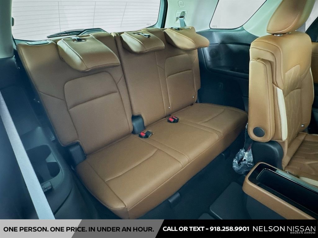 New 2026 Nissan Pathfinder Platinum image 28