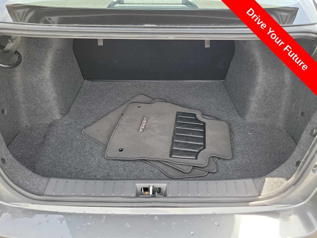 Used 2025 Nissan Versa S w/ Trunk Package FWD image 23