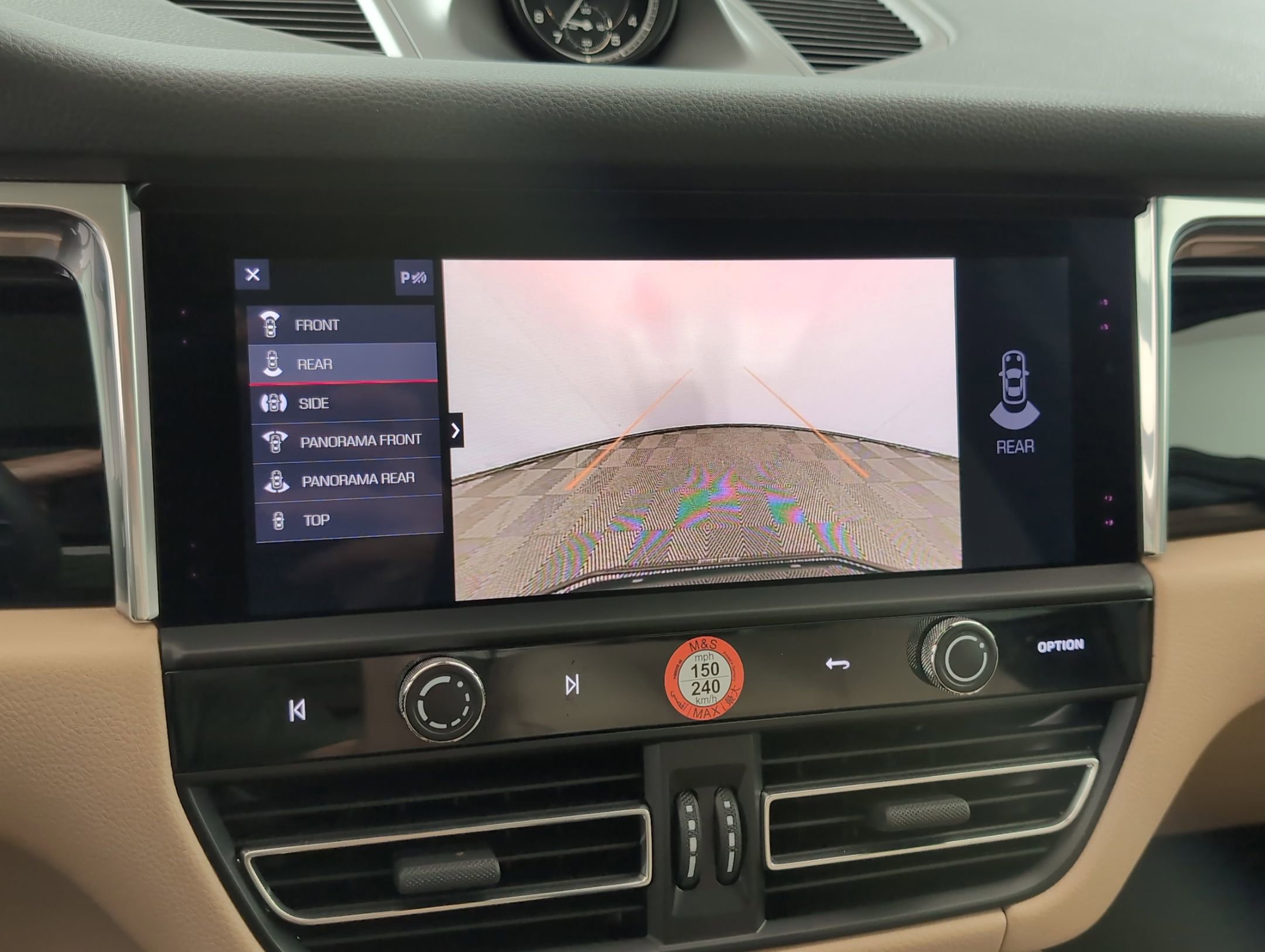 Used 2025 Porsche Macan image 29