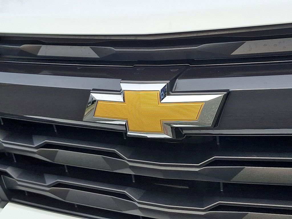 Used 2024 Chevrolet Colorado LT image 30