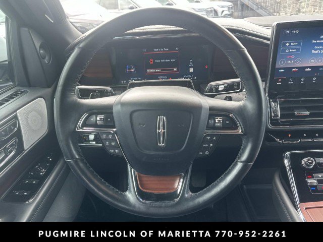 Used 2023 Lincoln Navigator L Reserve AWD/4WD image 24
