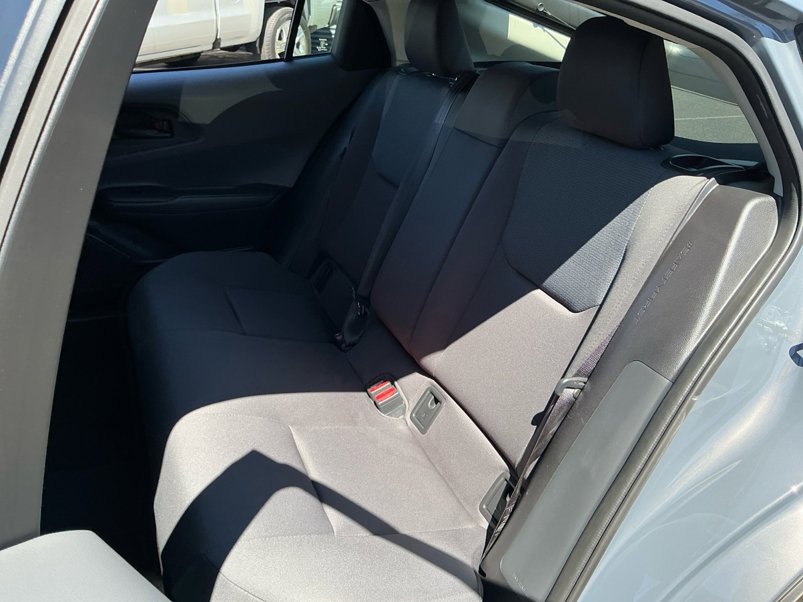 Used 2025 Toyota Prius LE image 18