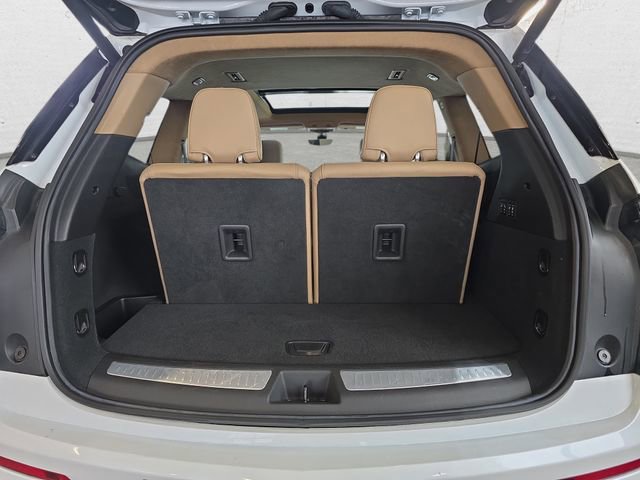 Certified 2024 Cadillac XT6 Sport w/ Platinum Package image 13